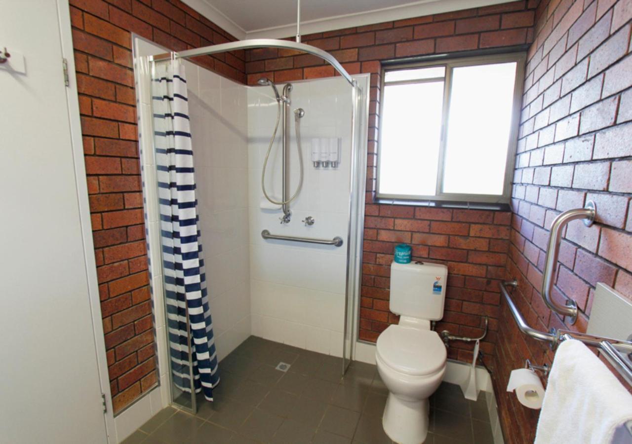 Blue Shades Motel Maryborough Exterior photo