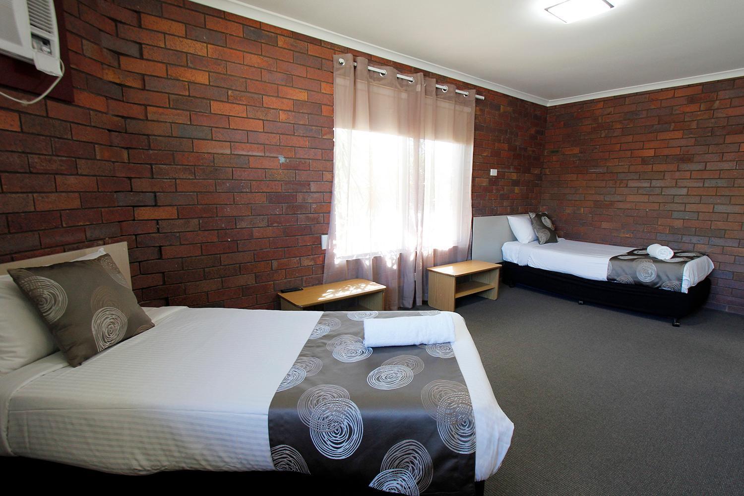 Blue Shades Motel Maryborough Exterior photo