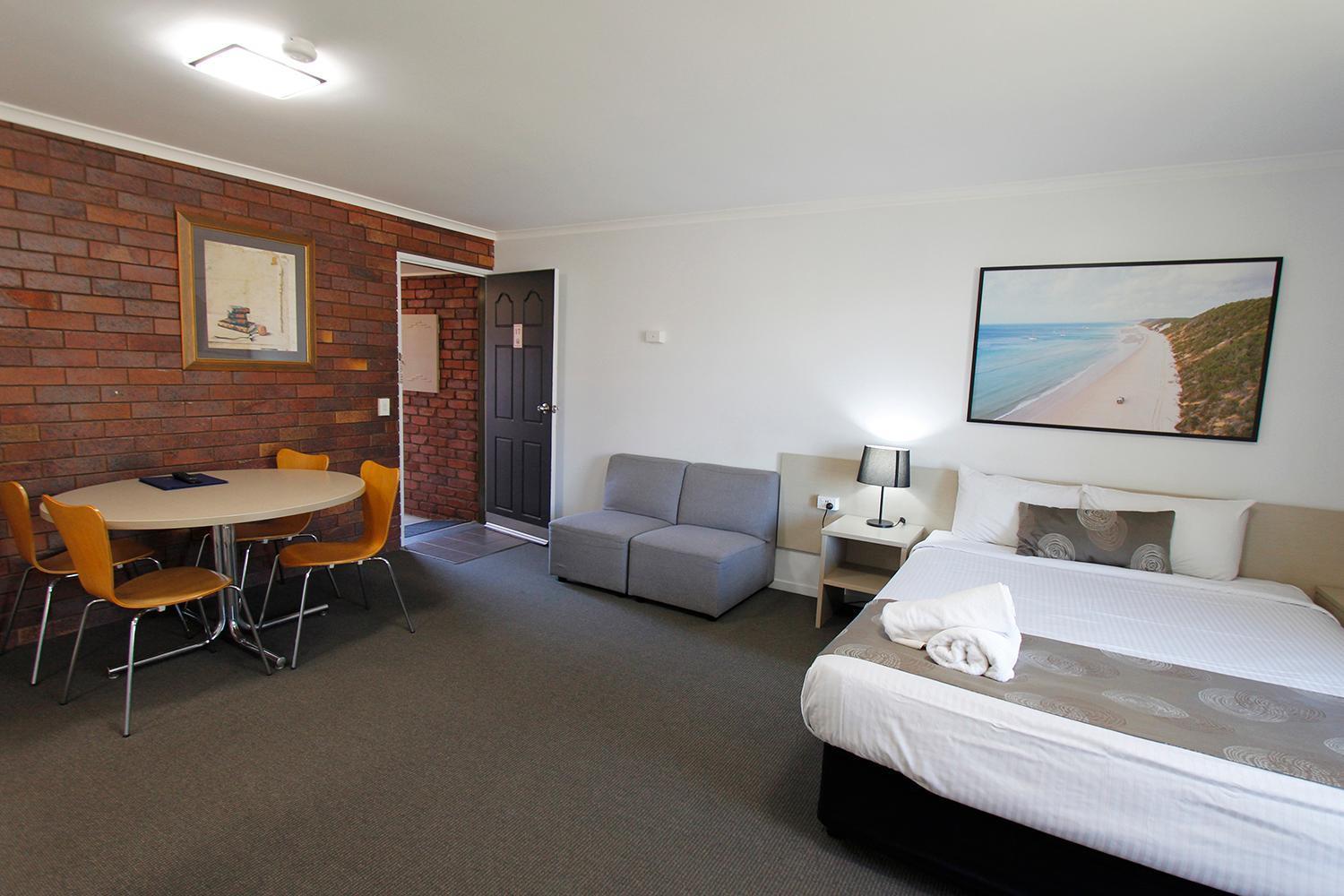 Blue Shades Motel Maryborough Exterior photo